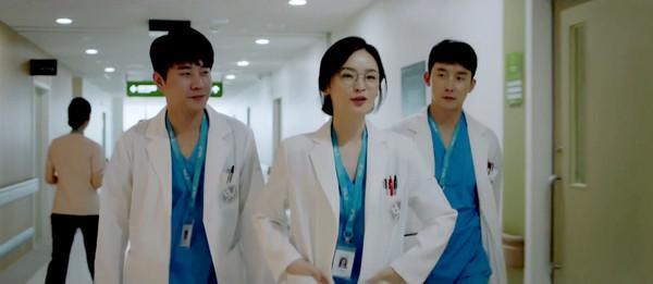 机智的医生生活第一季在线观看指南：轻松找到正版资源，重温温暖医疗故事