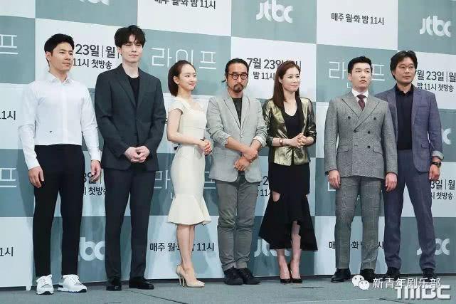 机智的医生生活系列片:治愈系韩剧如何用温暖日常展现真实医疗世界 机智的医生生活系列片:治愈系韩剧如何用温暖日常展现真实医疗世界